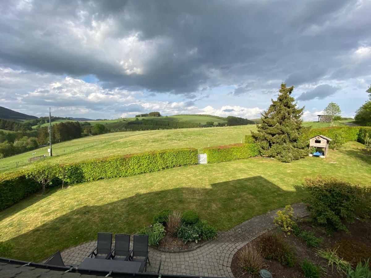 Villa Vahl Schmallenberg Bagian luar foto