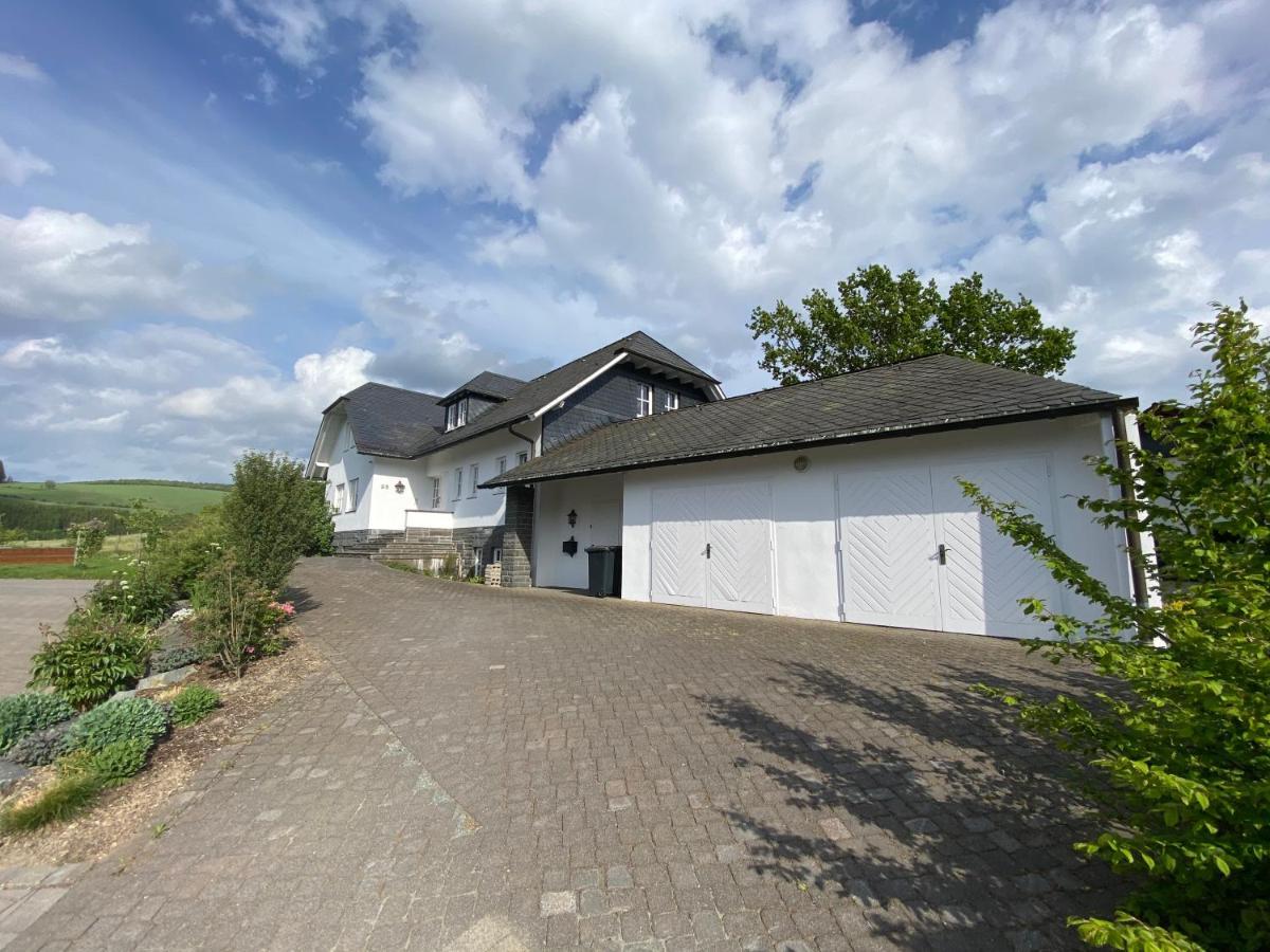 Villa Vahl Schmallenberg Bagian luar foto